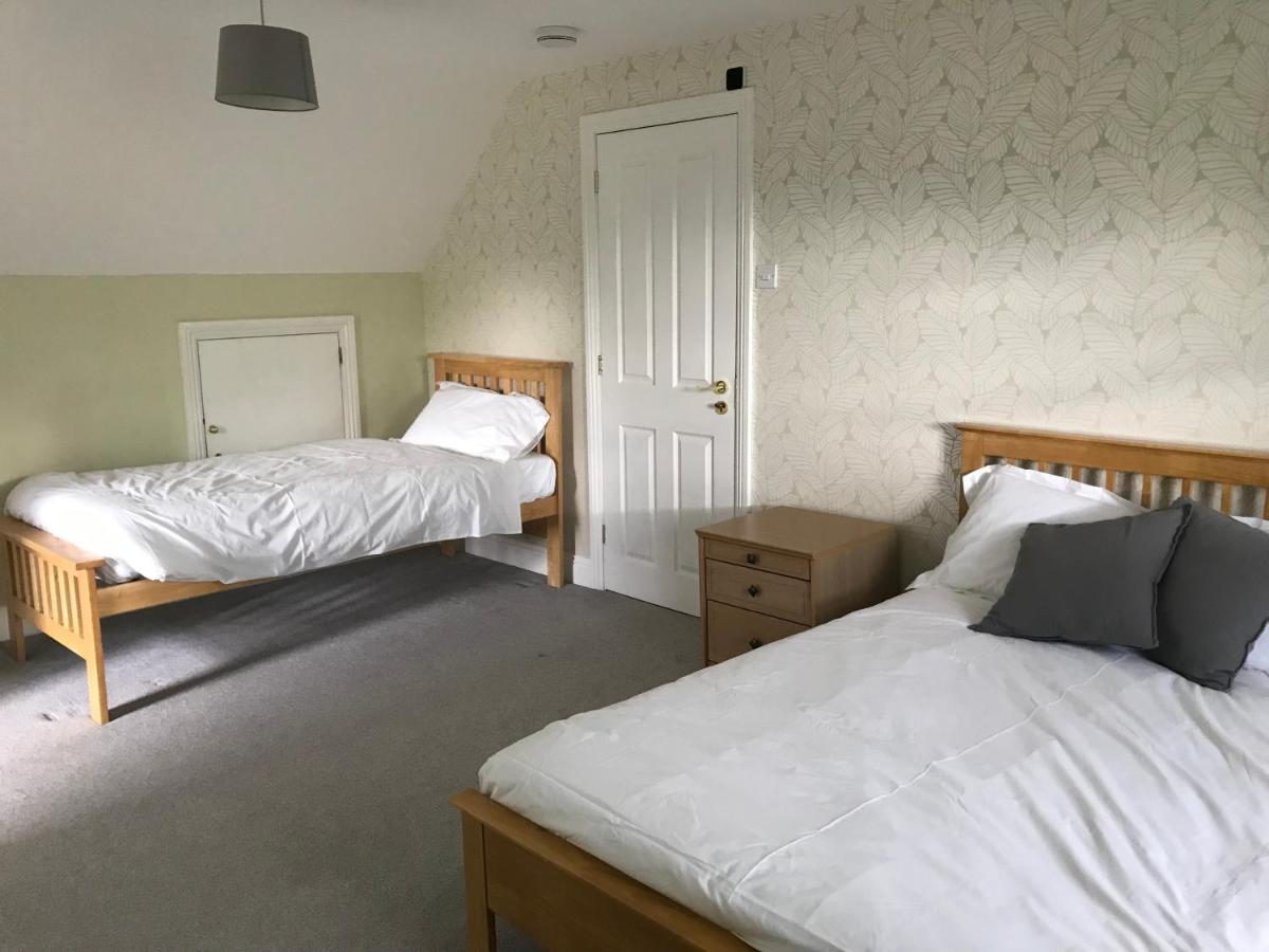 Fairlawn Bed & Breakfast Бишъпс Уолтъм Екстериор снимка